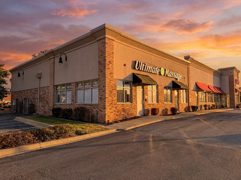 More Photos Of 14325 S LaGrange Rd, Orland Park General Retail For Lease