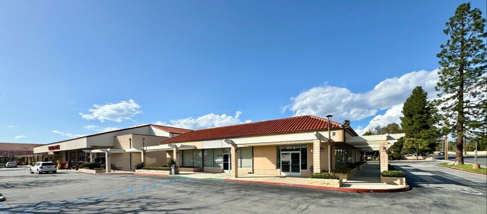 Primary Photo Of 355-475 E Avenida De Los Arboles, Thousand Oaks Unknown For Lease