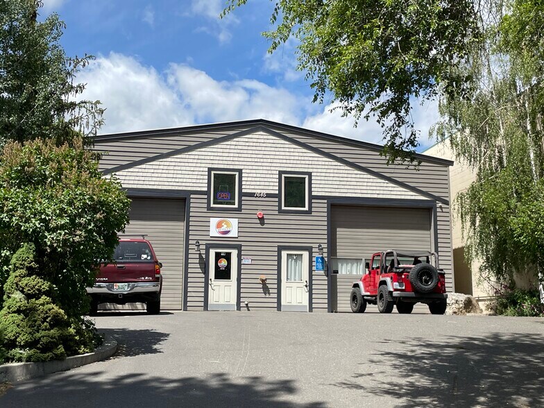 Primary Photo Of 1645 NE Lytle St, Bend Warehouse For Lease