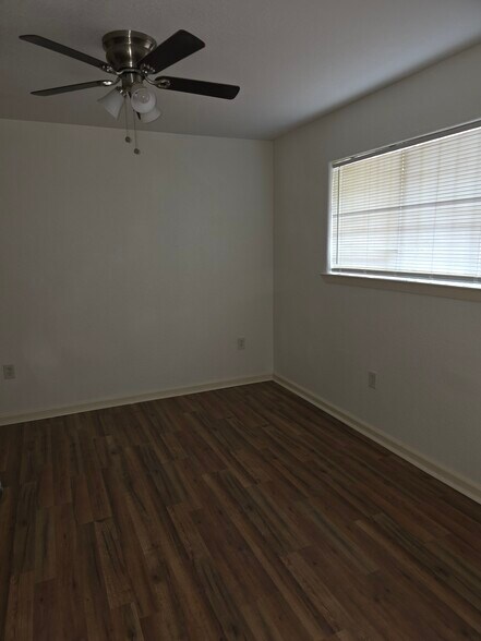 More Photos Of 8207 Sam Rayburn Dr, Austin Apartments For Sale