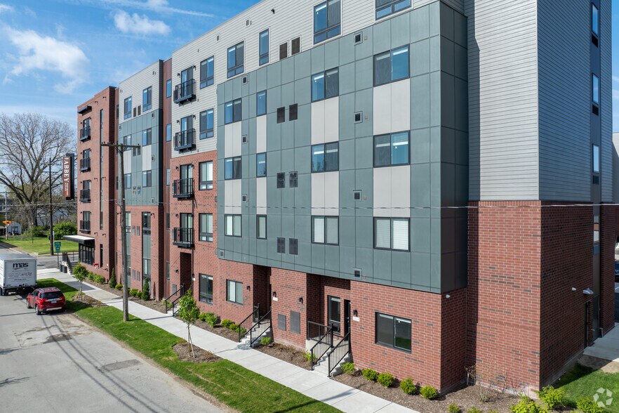 More Photos Of 1910 Abbey Ave, Cleveland Apartments For Lease