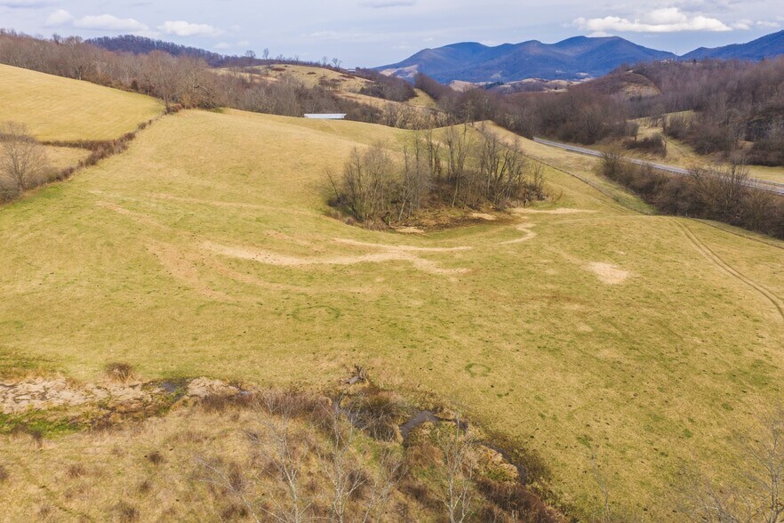 More Photos Of 230 Barn Ave, North Tazewell Land For Sale