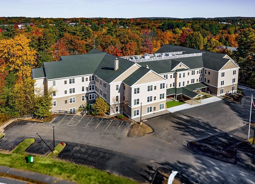 More Photos Of 66 Hawthorne Dr, Bedford Apartments For Lease