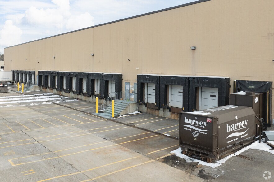 More Photos Of 360 Cedar Hill St, Marlborough Warehouse For Lease