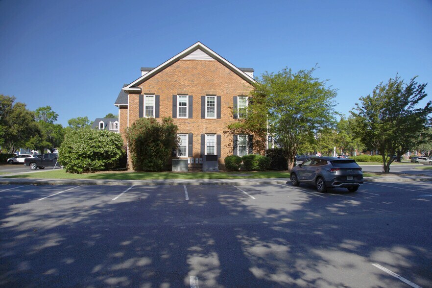 More Photos Of 340 Eisenhower Dr, Savannah Medical For Sale