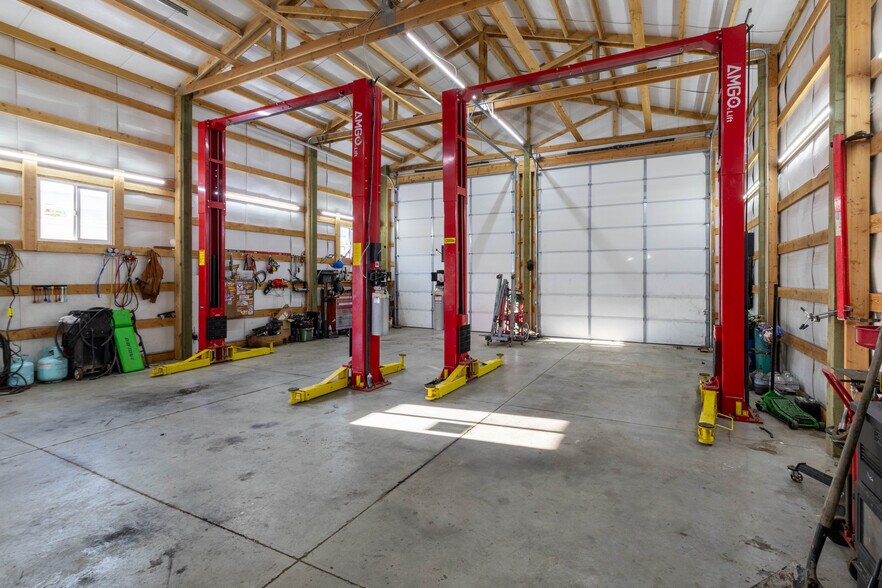 More Photos Of 438 Highway 55, Horseshoe Bend Auto Repair For Sale