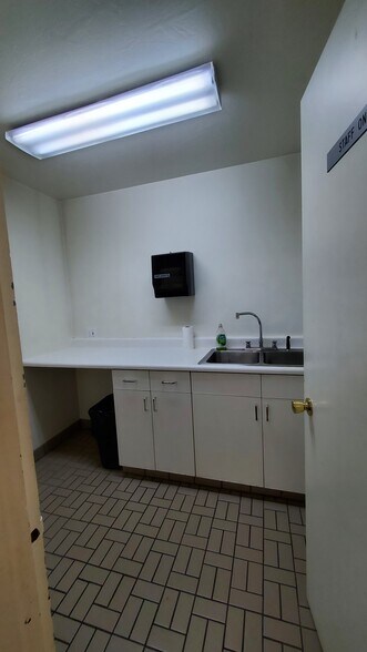 More Photos Of 1123 E Sherman Ave, Coeur d'Alene Freestanding For Lease