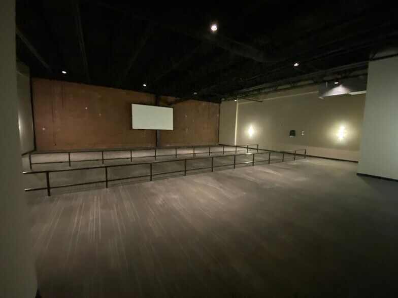 More Photos Of 3474 Sawmill Dr, Powell Health Club For Sale