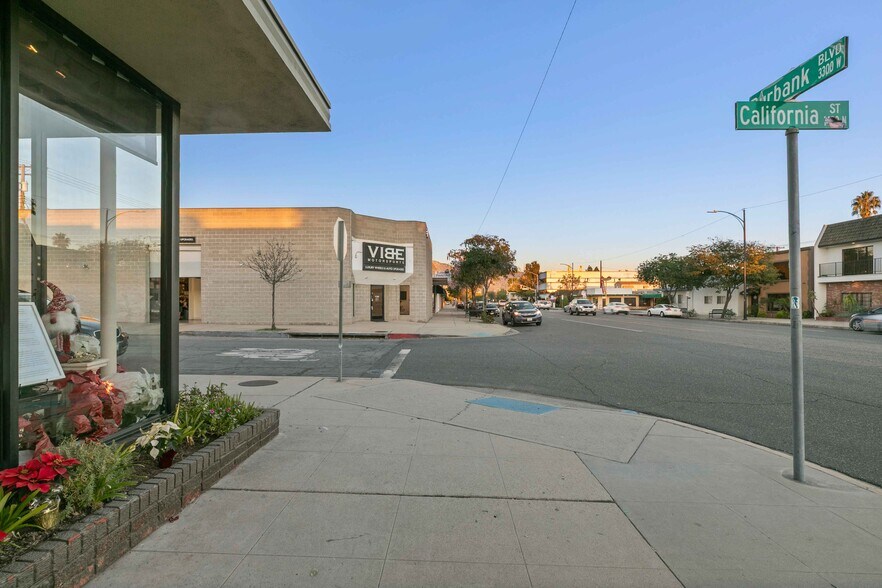 More Photos Of 3133 W Burbank Blvd, Burbank Coworking Space