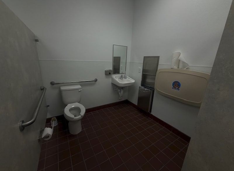 More Photos Of 8826 Trevarthon Rd, Orlando Specialty For Sale