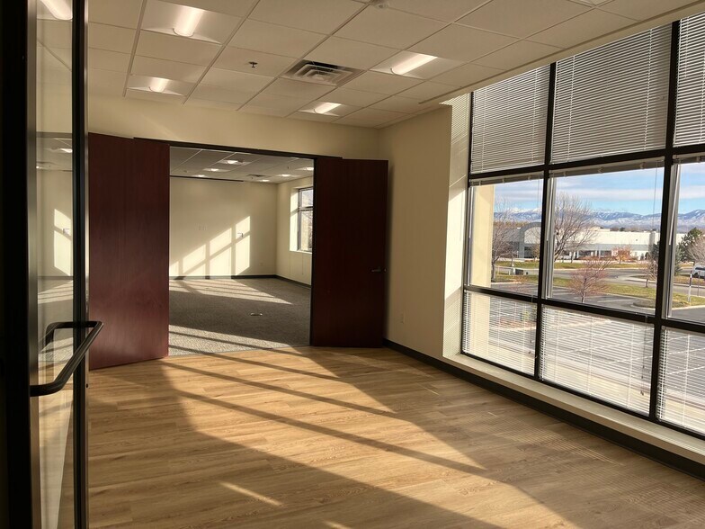 More Photos Of 2041 S Cobalt Point Way, Meridian Office For Lease