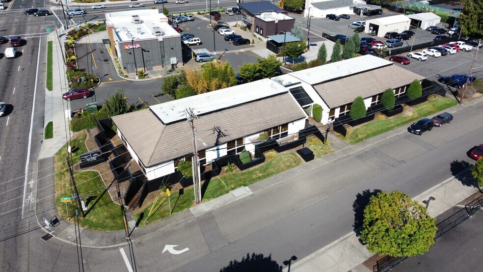 More Photos Of 4095 SW 144th Ave, Beaverton Medical For Lease