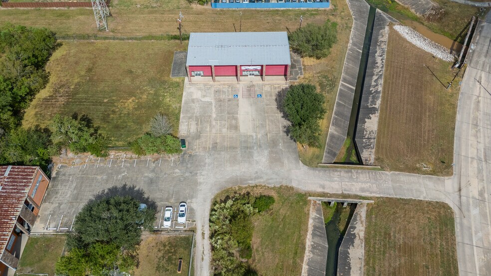 More Photos Of 1035 Fairmont Pky, Pasadena Religious Facility For Sale