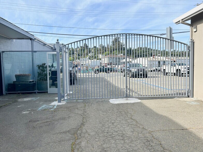 More Photos Of 27 Jordan St, San Rafael Warehouse For Lease