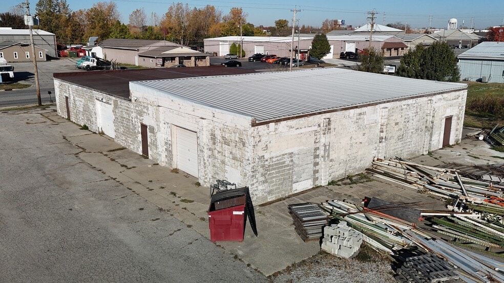 More Photos Of , Lafayette Industrial For Sale