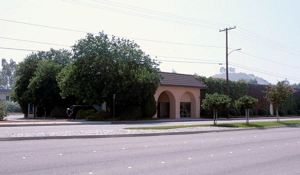 More Photos Of 1324-1330 Arrow Hwy, La Verne Warehouse For Lease