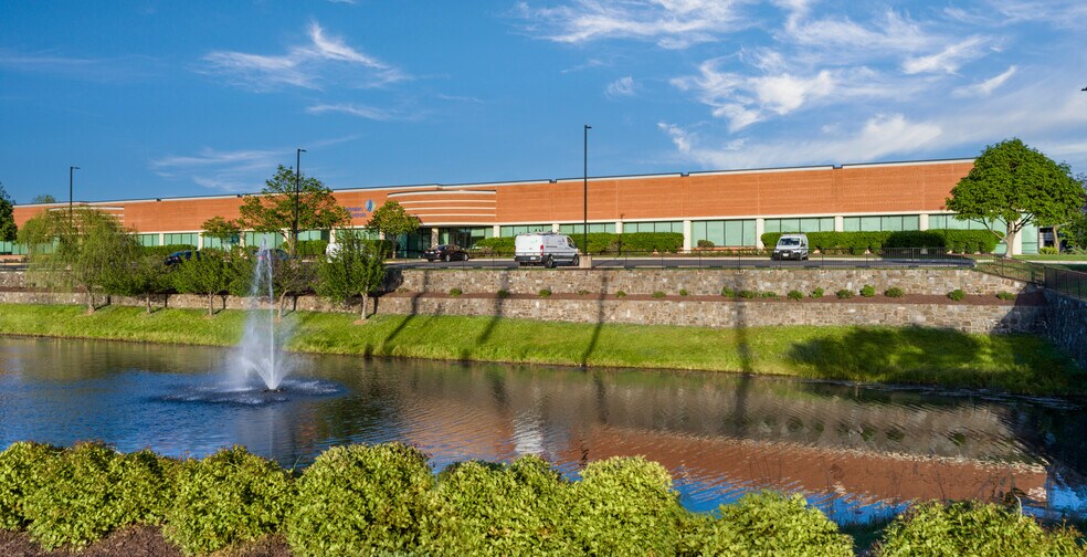 More Photos Of 14428 Albemarle Point Pl, Chantilly Unknown For Lease