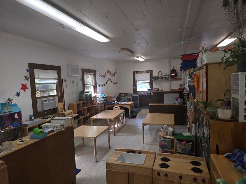 More Photos Of 90 Charlestown Rd, Claremont Schools For Sale