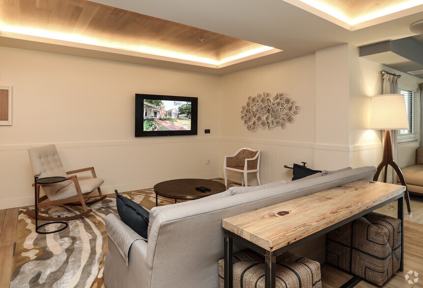 More Photos Of 11830 Sunrise Valley Dr, Reston Apartments For Lease