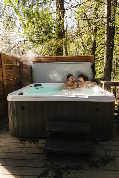 More Photos Of 4727 Dunsmuir Ave, Dunsmuir Hotel For Sale