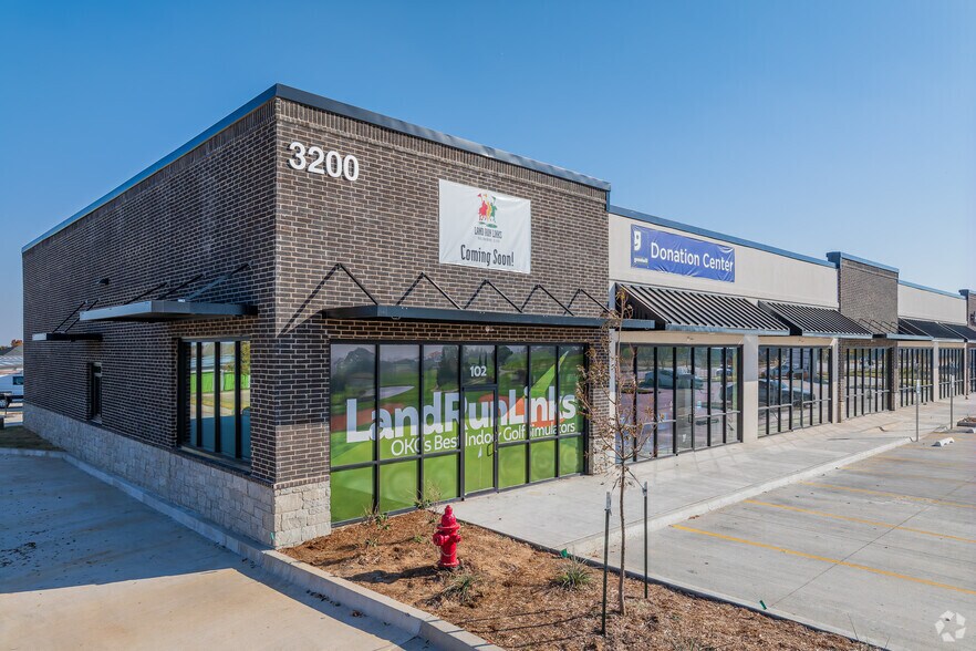 More Photos Of 3200 S Santa Fe Ave, Moore Freestanding For Lease