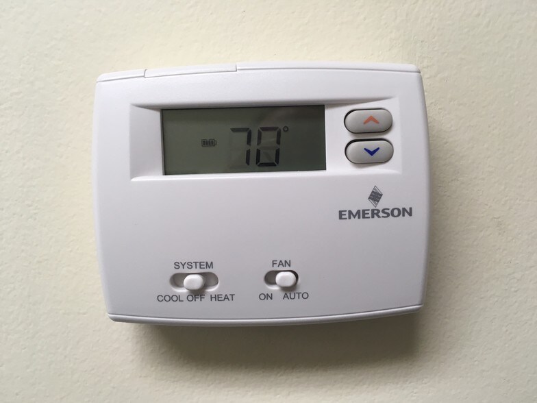 More Photos Of 508 Holly Hill Ln, Burlington Office Residential For Lease