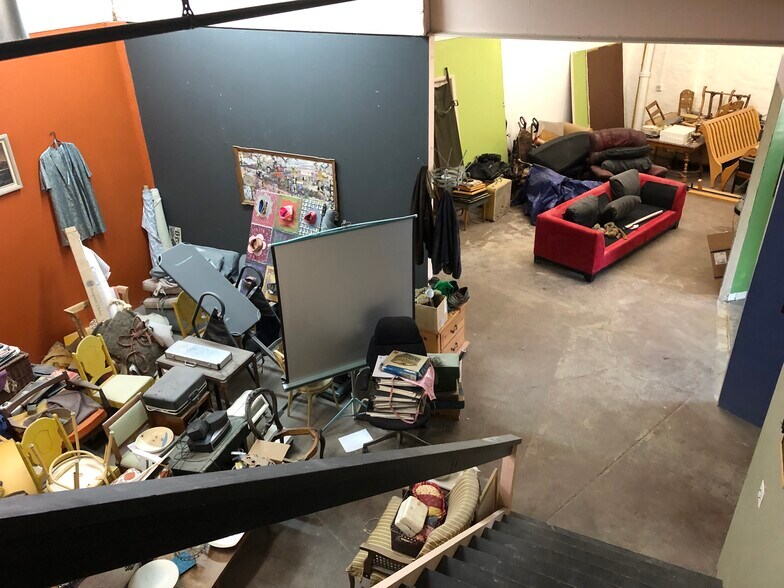 More Photos Of 3664 N Lincoln Ave, Chicago Daycare Center For Sale