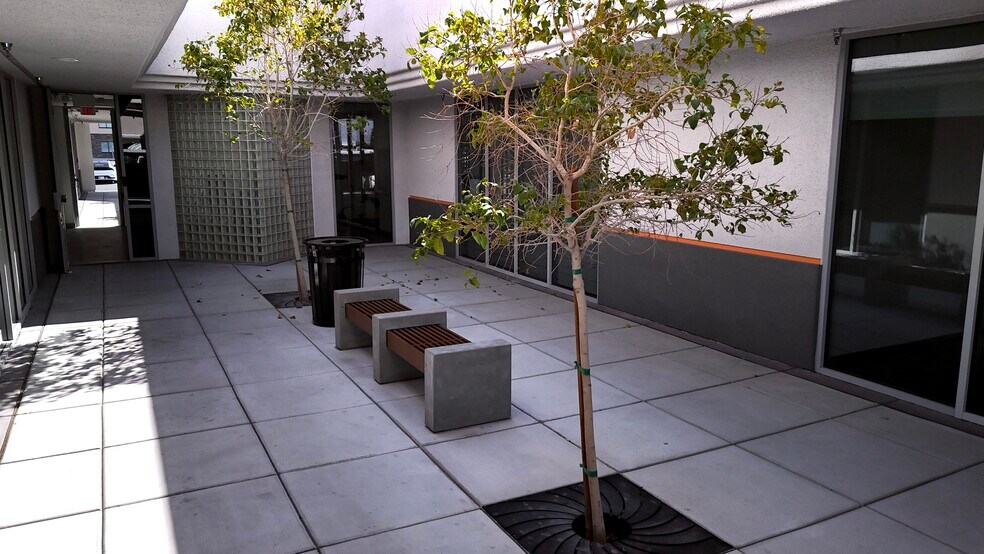 More Photos Of 330 E Warm Springs Rd, Las Vegas Office For Sale