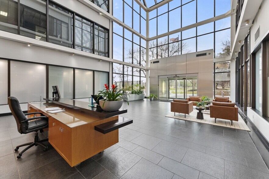 More Photos Of 9601 McAllister Fwy, San Antonio Office For Lease