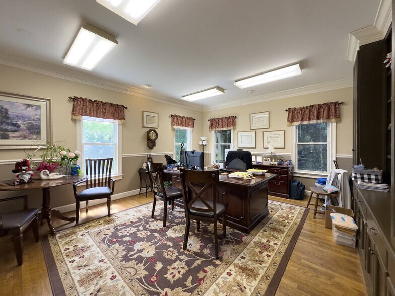 More Photos Of 1299 Battlecreek Rd, Jonesboro Medical For Sale