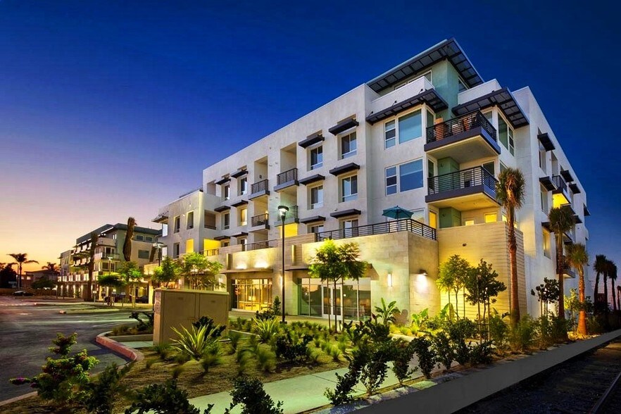 More Photos Of 7441-7461 Edinger Ave, Huntington Beach Apartments For Lease