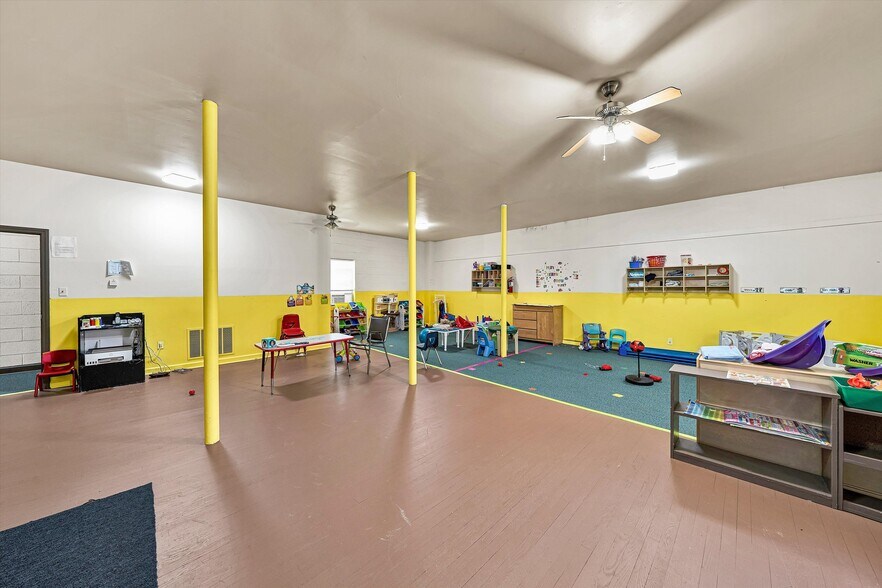 More Photos Of 2719 Colonial Ave SW, Roanoke Office For Sale