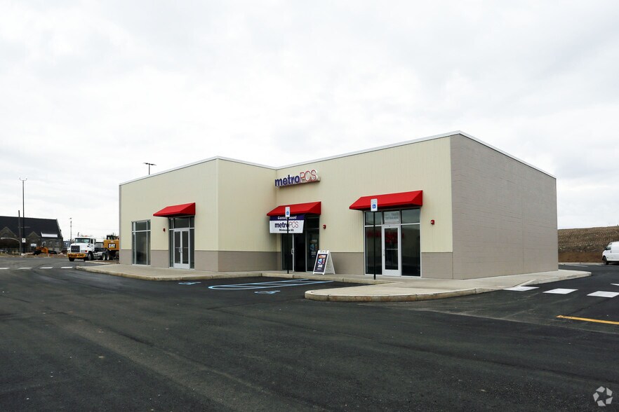 More Photos Of 236-400 W Allegheny Ave, Philadelphia Storefront For Sale