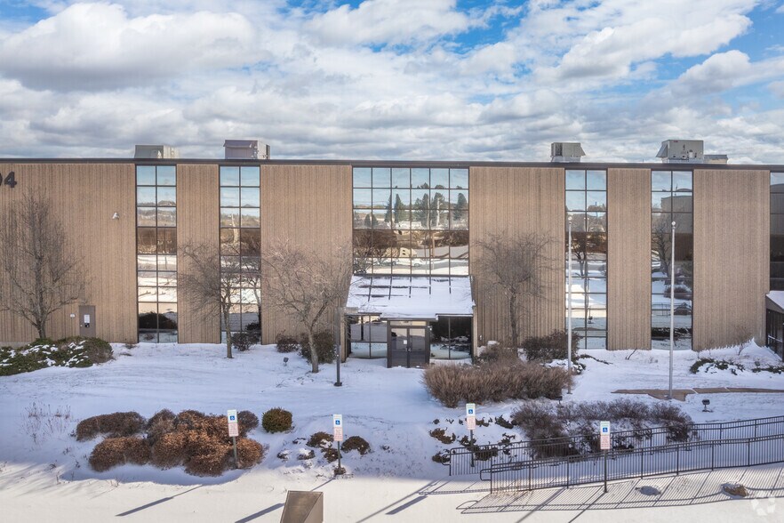 More Photos Of 594 Can Do Expy, Hazleton Manufacturing For Sale