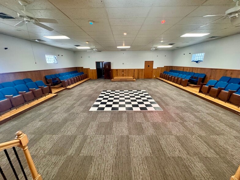 More Photos Of 7689 S Center Sq, Midvale Office For Sale