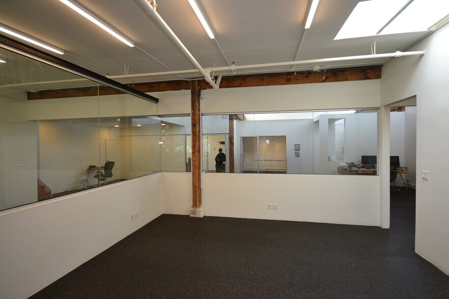More Photos Of 2261 5th St, Berkeley Unknown For Lease