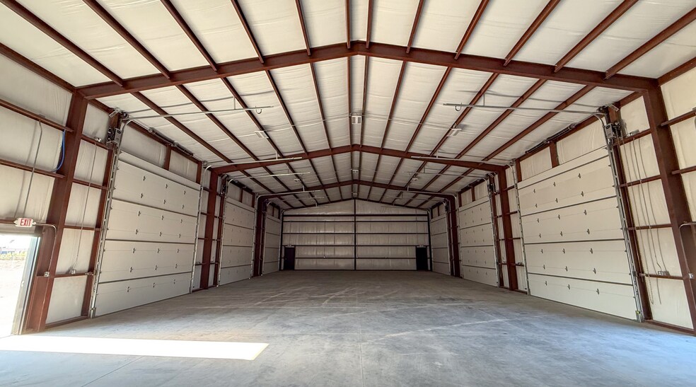 More Photos Of 4020 County 48 Rd, Midland Warehouse For Lease