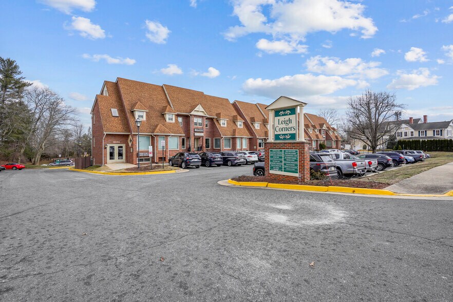 More Photos Of 10134 Colvin Run Rd, Great Falls Medical For Lease