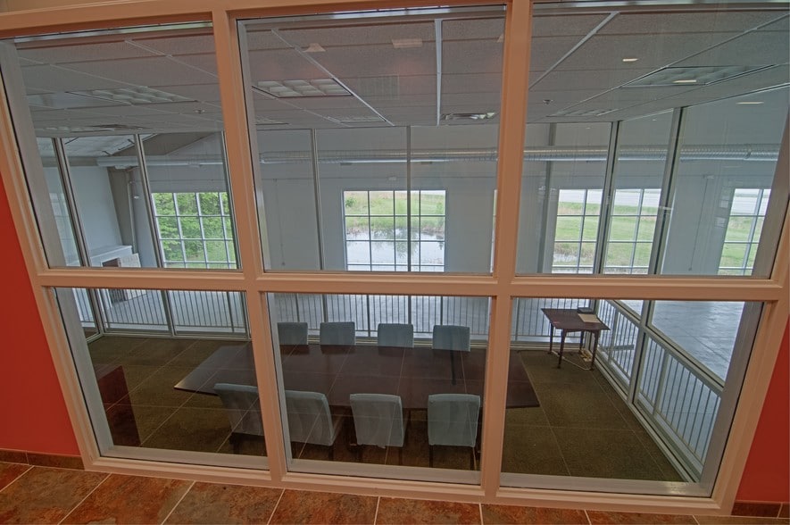 More Photos Of 225 Hess Rd, Grasonville Light Distribution For Sale