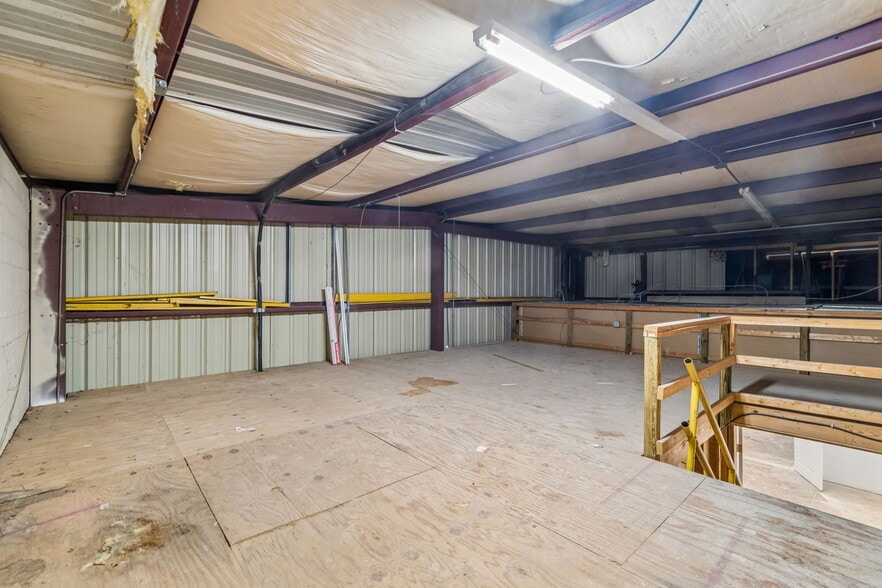 More Photos Of 1956 Kingsley Ave, Orange Park General Retail For Sale