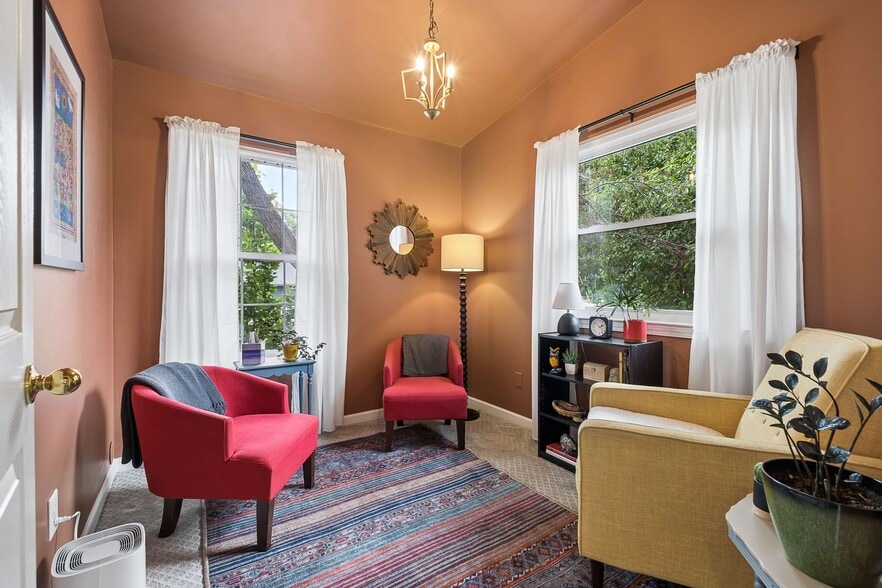 More Photos Of 2818 Azalea Pl, Nashville Office Residential For Sale