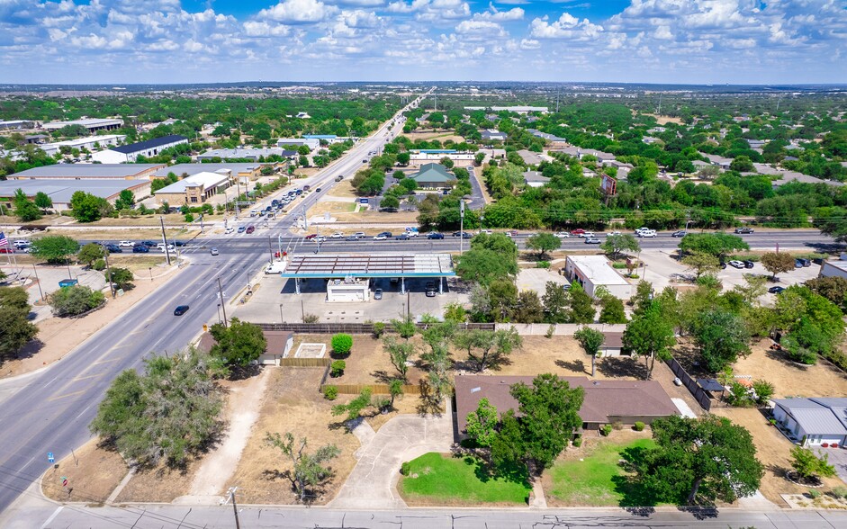 Primary Photo Of 1702 Lone Oak Dr, Leander Flex For Sale