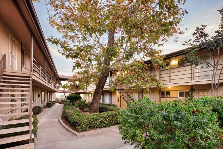 More Photos Of 4201 6th Ave, San Diego Apartments For Sale