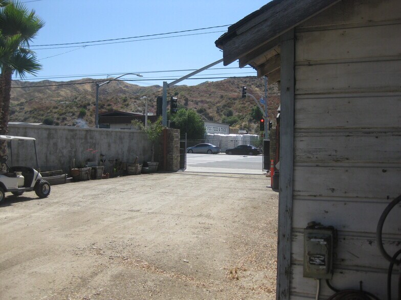 More Photos Of 17035 Sierra Hwy, Canyon Country Land For Sale