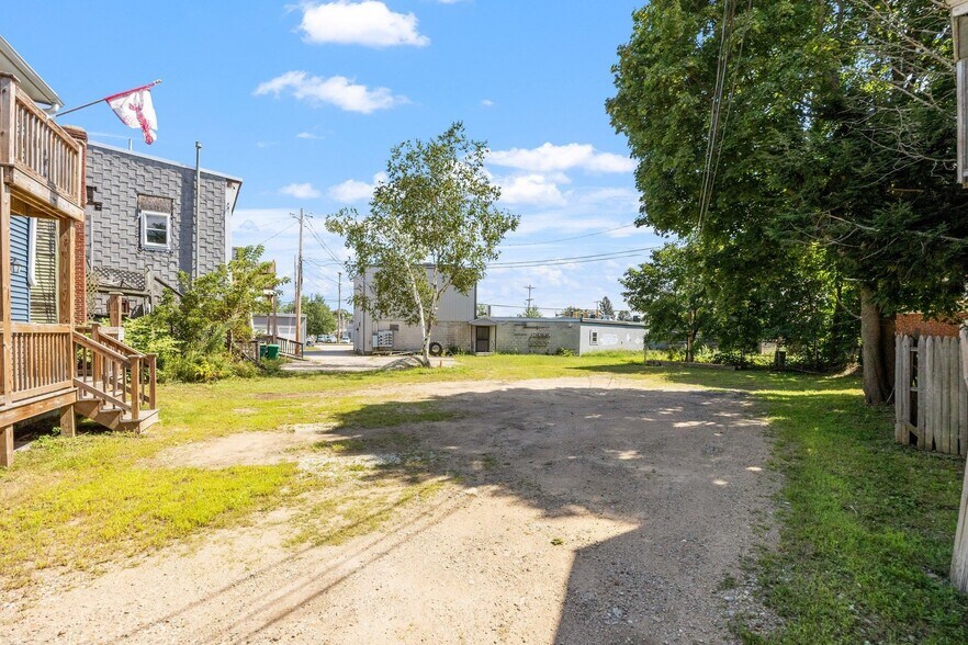More Photos Of 45A Hanson, Rochester Apartments For Sale