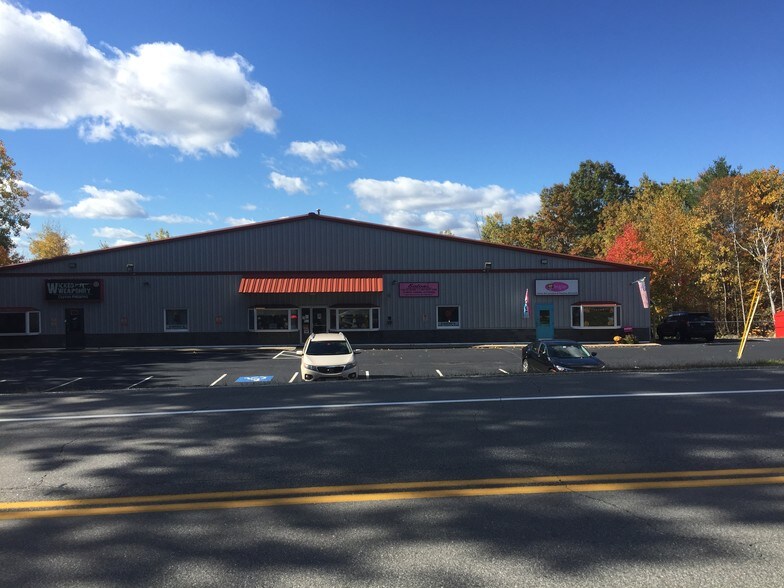 More Photos Of 114 Londonderry Tpke, Hooksett Freestanding For Lease