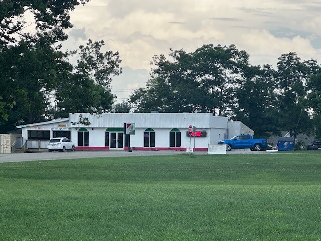 Primary Photo Of 3350 Lake Jericho Rd, Smithfield Restaurant For Lease