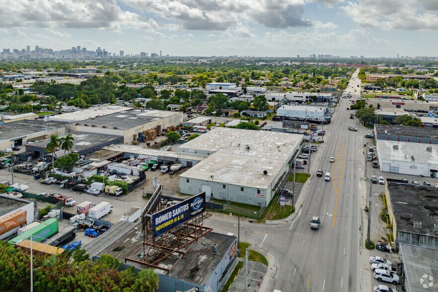 More Photos Of 3825-3945 NW 32nd Ave, Miami Warehouse For Lease