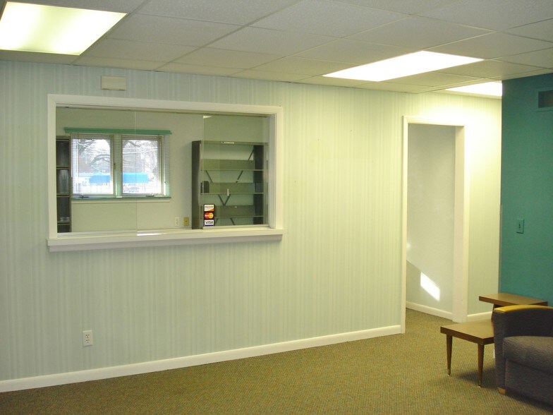 More Photos Of 575 N Kellogg St, Galesburg Medical For Lease