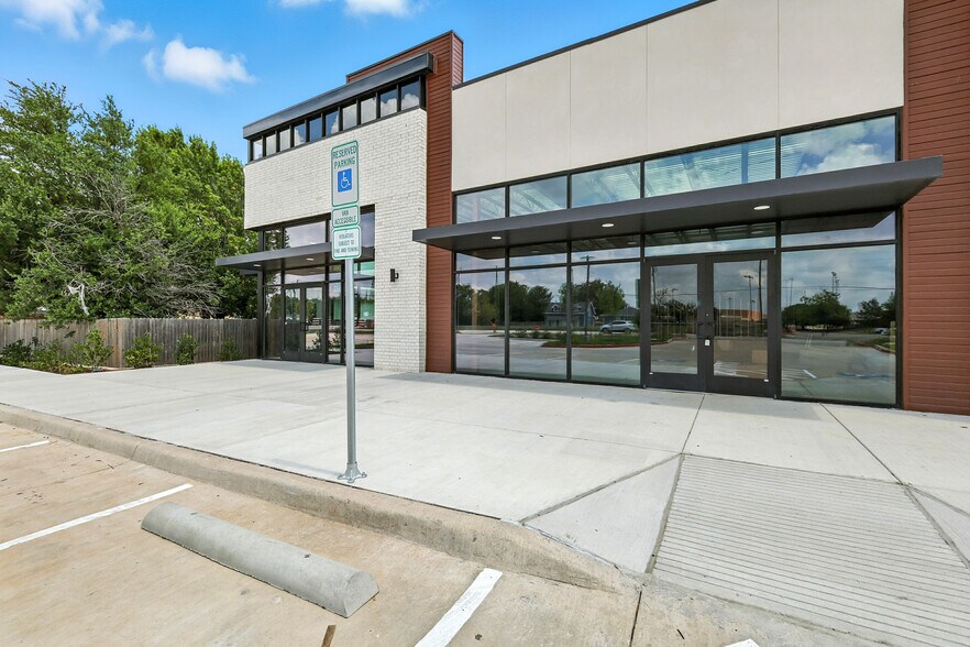 More Photos Of 3114 McKinney St, Melissa Storefront Retail Office For Lease